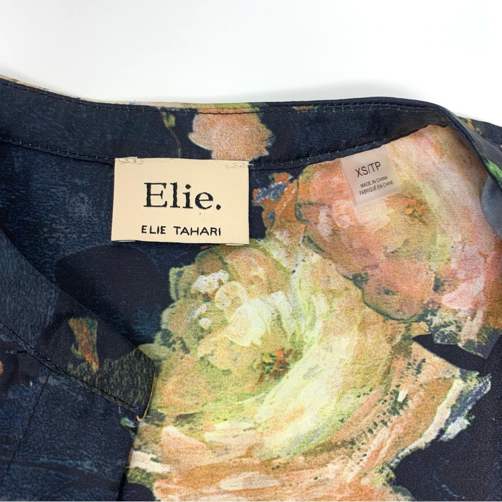 Elie Tahari Painted Rose Silk Shell Top Blouse hidden button up Size XS - Picture 11 of 12
